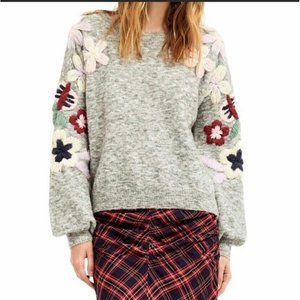 Boundless North Gray 3D Floral Knit Sweater Size XS